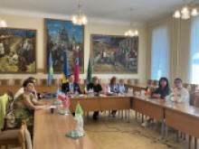 Круглий стіл «Мир, безпека, освіта»